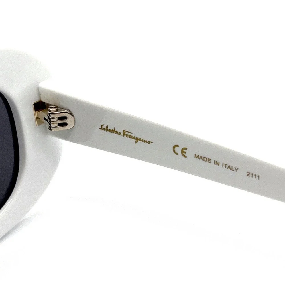 NEW!!! SALVATORE FERRAGAMO Sunglasses SF1046S 101 Authentic